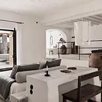 Nomad Mykonos - Small Luxury Of The World Hotell Kalo Livadi