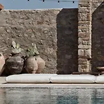 Nomad Mykonos - Small Luxury Of The World 5*