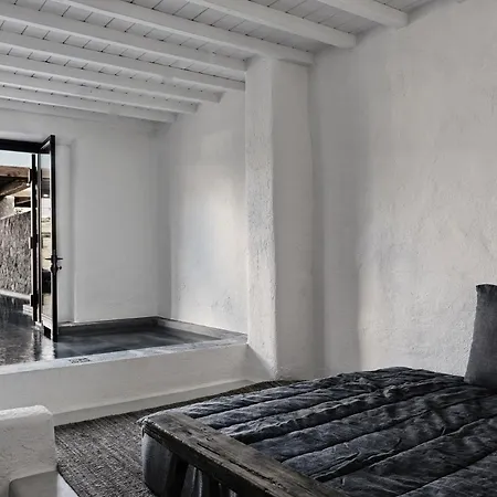 Nomad Mykonos - Small Luxury Of The World 칼로 리바디