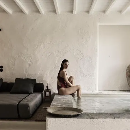 Nomad Mykonos - Small Luxury Of The World Hotel